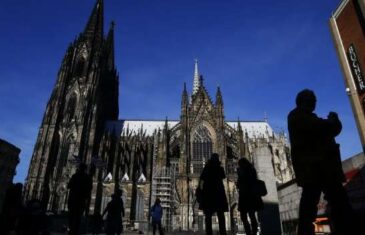 Pobuna sveštenika u Njemačkoj, vjernici napuštaju crkvu: Šta je razlog krize u najbogatijoj katoličkoj diocezi na svijetu