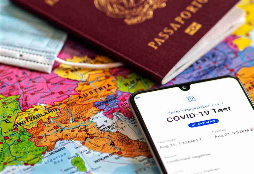 CRNA GODINA AVIO KOMPANIJA: Uskoro elektronička potvrda o COVID testovima za oživljavanje turizma
