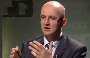 SRAMAN ISTUP SRĐANA MAZALICE: Sva “autošovinistička” i “drugosrbijanska” struktura bila juče na protestima…
