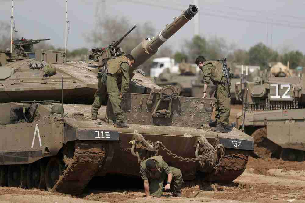 IZRAEL POKRENUO KOPNENU INTERVENCIJU: Poslije snažne artiljerijske pripreme, krenule oklopne jedinice i pješadija! PAKLENA NOĆ U GAZI