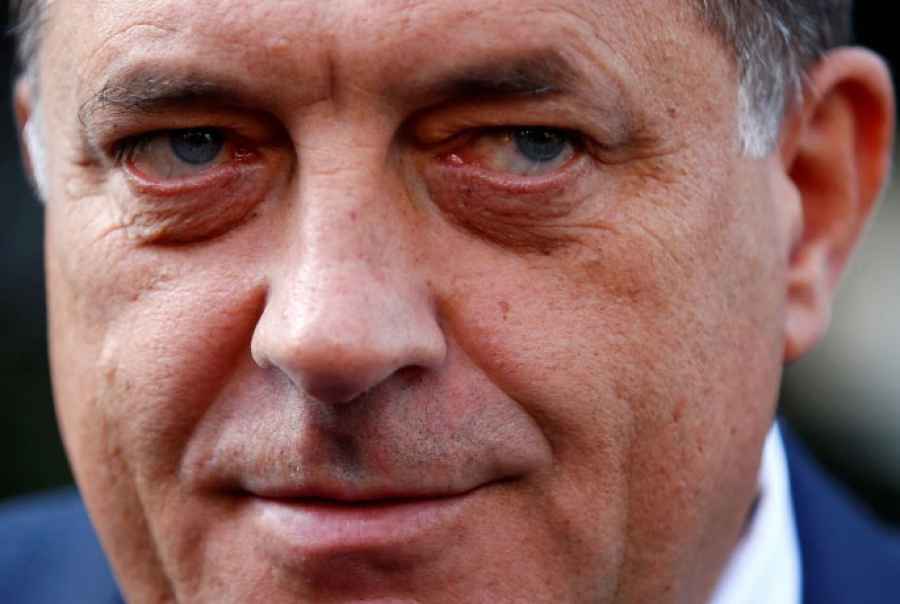 Prvo odluka o izuzeću sudije u predmetu protiv Dodika pa tek onda potvrđivanje optužnice