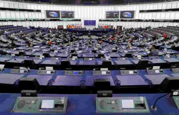 Financial Times: Geopolitika i iluzije Evropske komisije o napretku BiH na EU putu