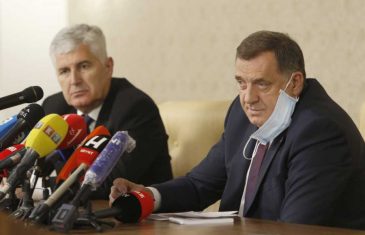 KAKAV DEBAKL U U SRCU EVROPSKE UNIJE: Europarlamentarci “izrešetali” pitanjima Dodika i Čovića – “Prekinite veze sa Kremljem”