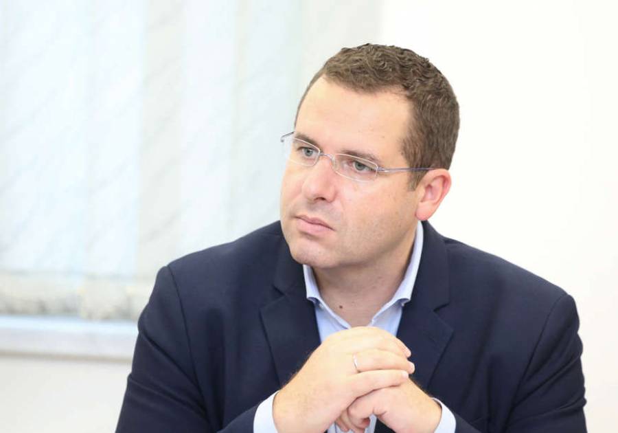 DODIKOV SAVJETNIK RADOVAN KOVAČEVIĆ: “Šarović je političko sredstvo Sarajeva i pojedinih vanjskih faktora”