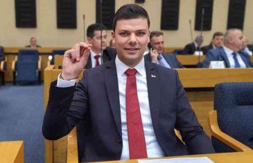 PROMPTNA REAKCIJA STRANKE ZA BiH: SNSD-ov zastupnik Momčilo Antonić će dobiti krivičnu prijavu zbog…