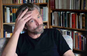 KARL OVE KNAUSGARD, VELIKI NORVEŠKI PISAC: “Hitler i Putin su slični jer brišu povijest i pretvaranjem laži u istinu žele oživjeti “Izgubljeno carstvo”