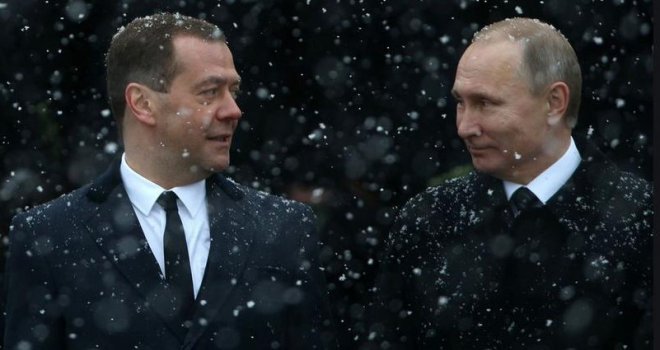 Rusi podivljali kad su čuli šta se sprema, pa Medvedev uputio opasne prijetnje: Zemlja gori, a cement se topi