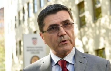 KAD VEĆ ČOVIĆ NE SMIJE ILI NEĆE: Generalni konzul Republike Hrvatske osudio uvredljive poruke Žarka Kovačevića