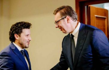 BURNO U PODGORICI: „Ako zaživi, nova vlada Crne Gore će biti pod kontrolom Aleksandra Vučića…“