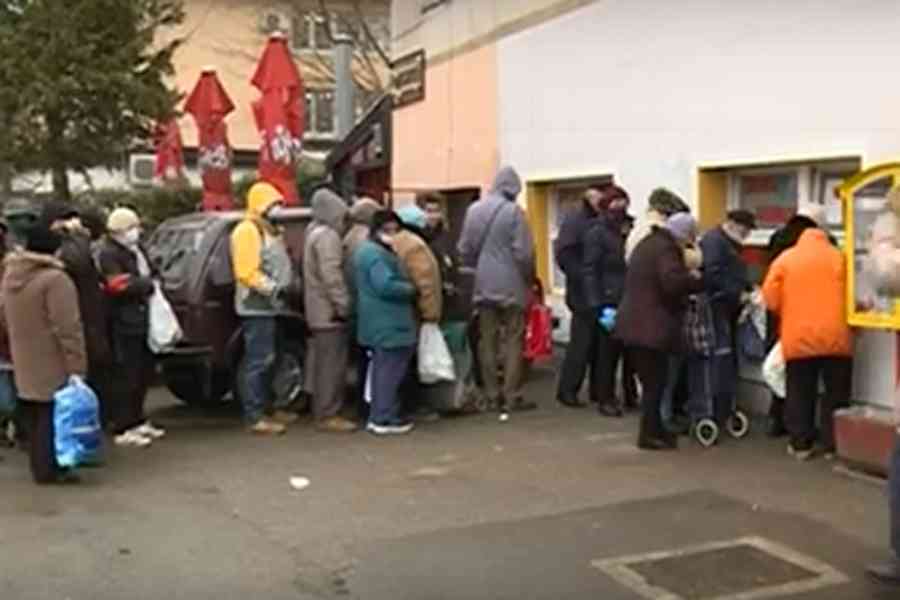 Redovi ispred javnih kuhinja u Bosni i Hercegovini sve duži, donacije sve skromnije