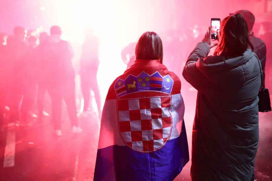 KOLUMNA AVDE AVDIĆA: Kad logoraš iz Heliodroma navija protiv Hrvatske, on je nacionalist koji razgrađuje dobrosusjedske odnose!