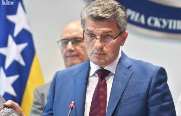 MEHMEDOVIĆ PROKOMENTARISAO CVIJANOVIĆKIN IZLAZAK IZ SALE UN-a: “To je jedan od igrokaza SNSD-a i njihovih kadrova jer oni ko fol ne priznaju visokog predstavnika”