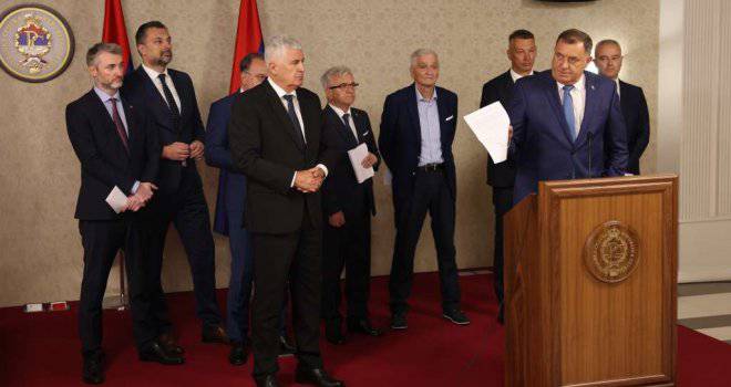 Ko je opozicija u državi: Ako u RS-u prozivaju Dodika da je izdajnik, onda je Trojka na dobrom putu!
