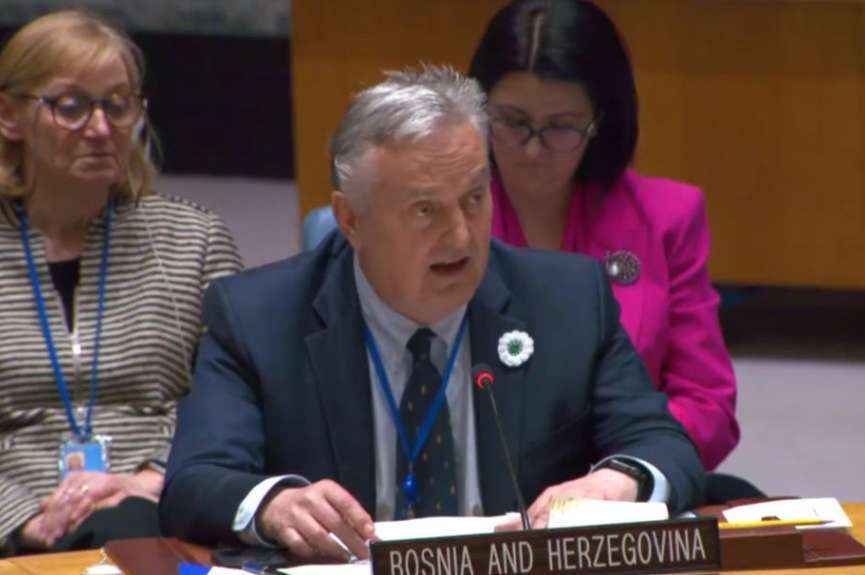 Lagumdžija: Cilj sazivanja sjednice je pritisak da se povuče rezolucija o genocidu u Srebrenici