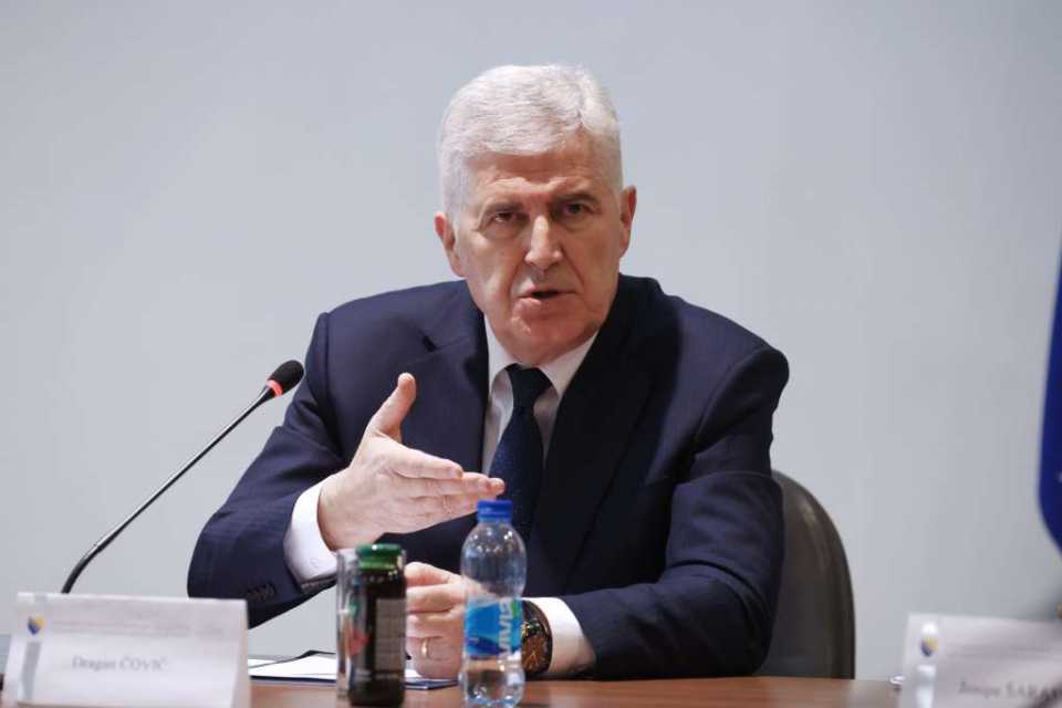 UZBUNA U ČOVIĆEVIM REDOVIMA: “Nadam se da će doći do stabilizacije unutar HNS-a, unatoč činjenici…”