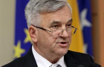 HOĆE LI OKRENUTI LEĐA DODIKU: DEMOS nezadovoljan koalicijom sa SNSD-om, traže hitan sastanak predstavnika stranaka…
