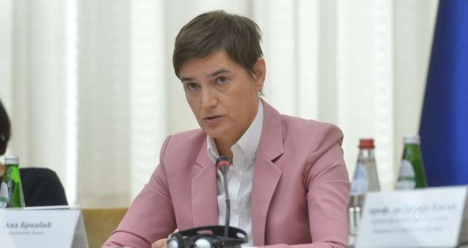 Ana Brnabić probala da odbrani Aleksandra Vučića na X-u, a bolje da nije… Od algoritma dobila odgovor: Laž!