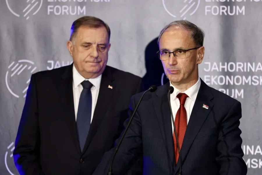 NOVI PREMIJER SRBIJE NIŠTA BOLJI OD PRETHODNOG: “Predložit ću Viškoviću da zajednički pratimo…!”