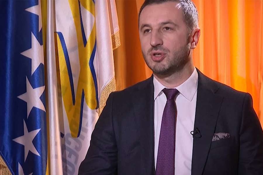 EFENDIĆ UPOZORAVA: “Oni koji ruše državu se ponašaju kao da im niko ništa ne može”