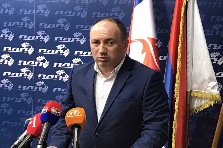 IGOR CRNADAK SE OGLASIO NA DRUŠTVENIM MREŽAMA: “Lopovi ne mogu biti patriote, zaustavljanje kriminala u javnom sektoru je vitalni nacionalni interes…”