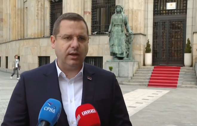 Dodikov portparol diže paniku: ‘Bošnjačke’ stranke i opozicija iz RS mogu donijeti koju god odluku žele, čak i ukinuti entitete