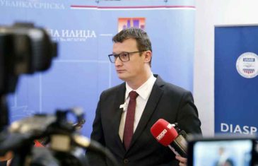 BOŽOVIĆ PORUČIO IZNUTRA: SDS bez katarze nema šta tražiti na…