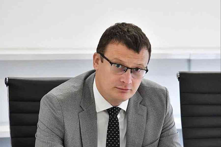 NAČELNIK OPŠTINE ISTOČNA ILIDŽA MARINKO BOŽOVIĆ TVRDI: “SNSD se od pokradenog novca može…”