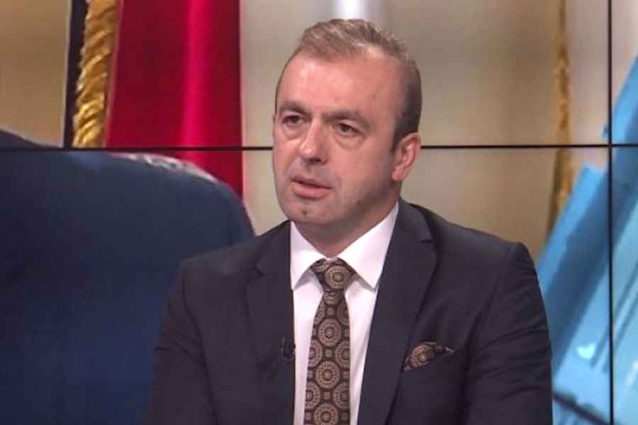 UNIVERZITETSKI PROFESOR SEAD TURČALO POJAŠNJAVA: “Izlazak iz Dejtonskog sporazuma već se dogodio”