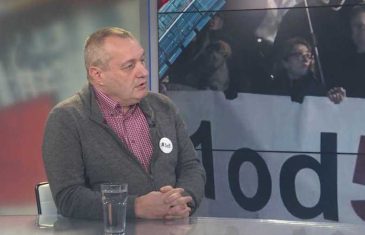 MILIVOJEVIĆ ODGOVORIO DODIKOVOM POTRČKU: “Ubjeđuju nas da je nestašni kamerman na brdima oko Sarajeva uslikao Schmidta a ne mladog radikala Vučića”