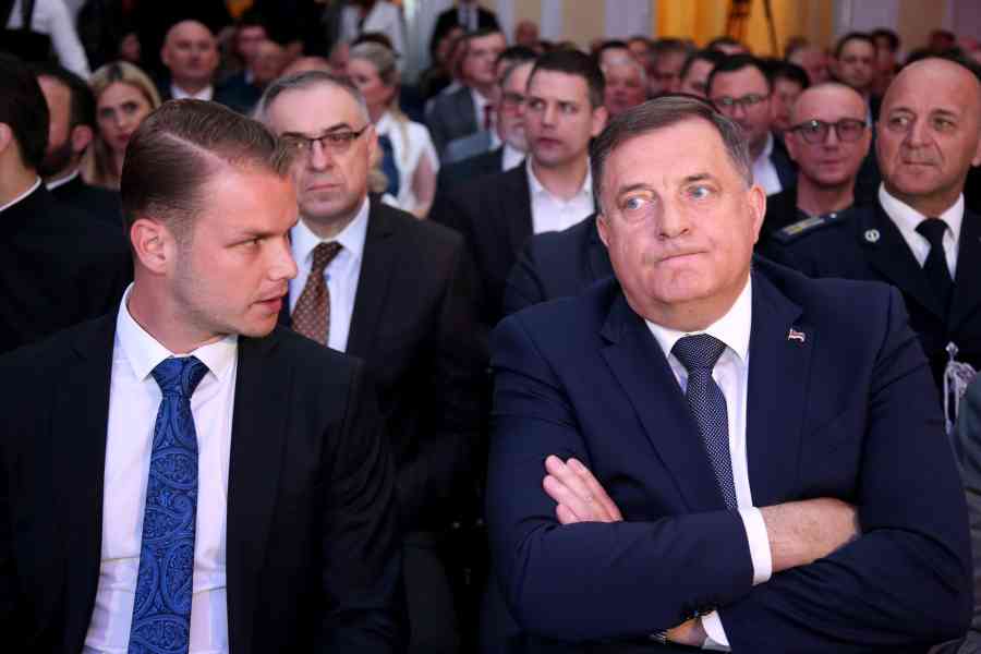 STANIVUKOVIĆ PORUČIO DODIKU: “To je politička sramota, ne treba nam zvaničnik koji nas može predstavljati samo u