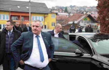 Režimski mediji u RS histerično tvrde da su otkrili pakleni plan: Spremna operacija hapšenja Viškovića, oborit će Vladu RS