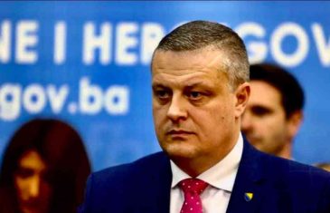 Mijatović o bjeguncima: Njihov kraj je neizbježan, trenutno je svaki Srbin njihov taoc i živi zid