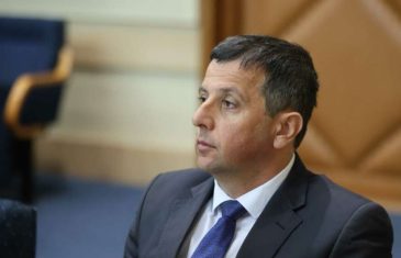 DA NE BUDE DA VUKANOVIĆ NIJE REKAO: “Čoviću ću uzvraćati udarac sve dok ne prestane podržavati Dodika”