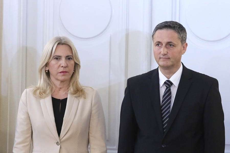 ČUJE LI ONA ŠTA JOJ PRIČA STRANAČKI ŠEF: Cvijanović kritikovala Bećirovića, tvrdi da su priče o secesiji RS-a “izmišljene”