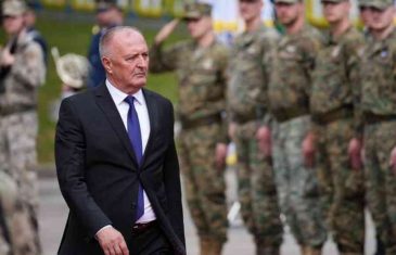 ZUKAN HELEZ ODGOVORIO VIŠKOVIĆU I GENERALIMA: “Taj beskičmenjak nikada nije pročitao Zakon o odbrani BiH”