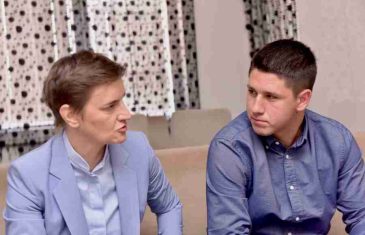 „HAPSIĆEMO VAS I S DRUGE STRANE DRINE…“: Gore društvene mreže nakon posjete Ane Brnabić Doboju, redaju se komentari…