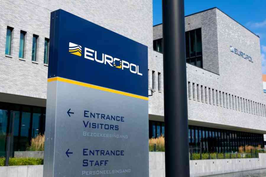 EUROPOL OTKRIO VIŠE OD 2.000 DŽIHADISTIČKIH PORTALA: Među metama maloljetnici iz BiH