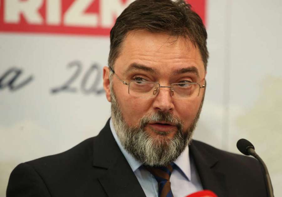 Košarac likuje nakon Dodikovog dolaska u Sud BiH: “Pobijedio je Sarajevo, opozicija se bavi ćoravim poslom”