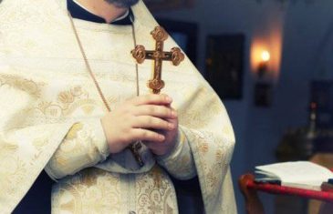 Pop Mile zbog toga je ‘izbrisao’ kćerku iz života: Oprostio joj što se udala za Muamera, ali ne i kad ga je pozvala za Bajram…