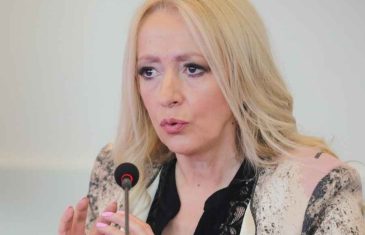 OŠTRA REAKCIJA ALEKSANDRE PANDUREVIĆ: “Dva dobra prijatelja Schmidt i Dodik uzeli 120 miliona iz Republike Srpske koje ona nema”