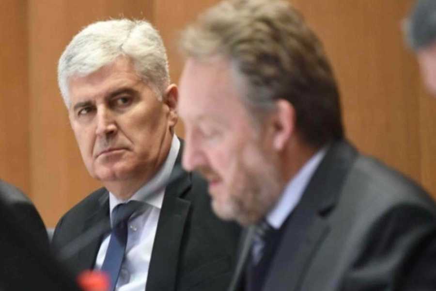 “ON NAM PRIJETI CRNIM SCENARIJEM!”: Bijes u Čovićevim redovima nakon Izetbegovićevog intervjua…