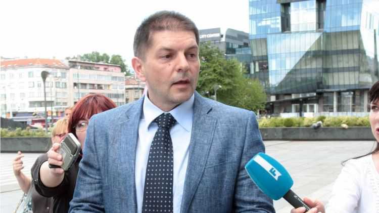 Šef OSA-e Almir Džuvo stigao na raport u Parlament BiH: Pojasnit će svoju ulogu u ‘predaji’ Milorada Dodika Tužilaštvu BiH