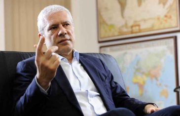 BORIS TADIĆ UPOZORAVA: “Naći rješenje prije nego što opekotine postanu prostrijelne rane”