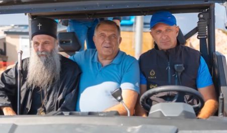 Dodik se žali ‘iz traktora’ kako su RS i Srbija pod stalnim pritiskom Evropske unije