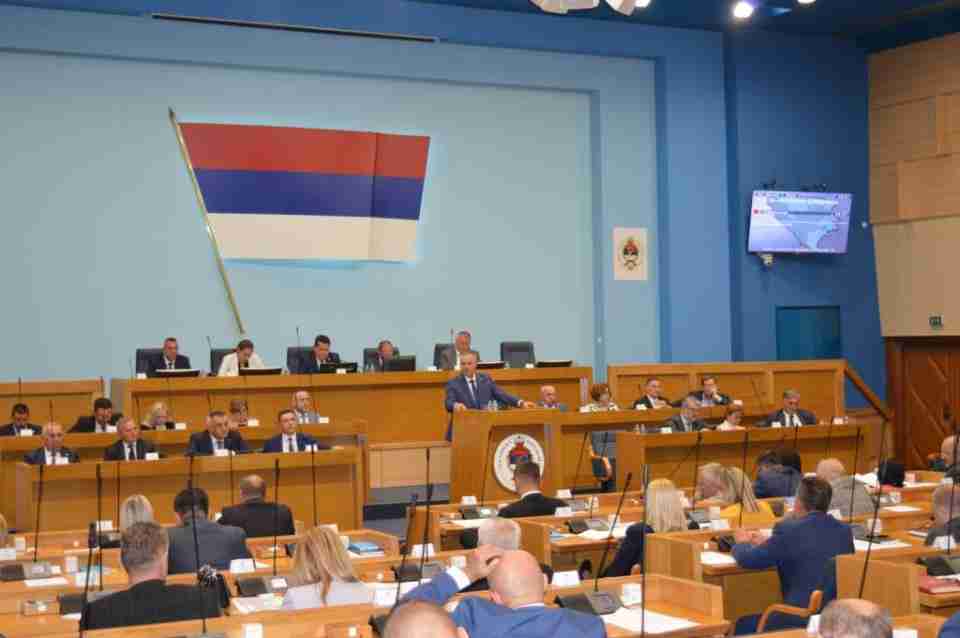 GOTOVO JE: NSRS usvojila odluke, nazad nema…