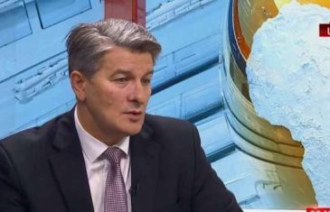 MEHMEDOVIĆ REAGOVAO NA VUČIĆEVE IZJAVE: “Ponovo priziva bojkote i kosovske scenarije u BiH”