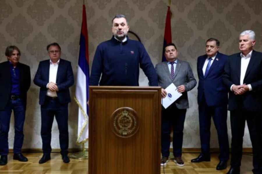 NAKON ŠTO JE TROJKA PREDALA HDZ-u AGENCIJU ZA DRŽAVNU SLUŽBU BiH: Od tri novoimenovana pomoćnika ministra finansija i trezora BiH – tri Srbina!