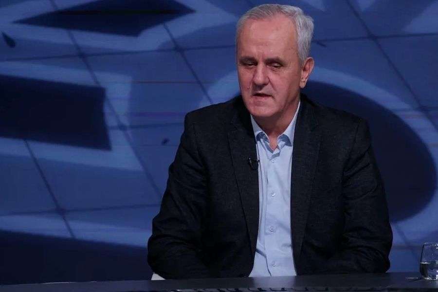 ZIJAD KRNJIĆ ŠOKIRAO JAVNOST: “RS duguje Federaciji 120 miliona KM, decembarske penzije isplaćuju se novcem Federacije BiH!” ZIJAD KRNJIĆ ŠOKIRAO JAVNOST: “RS duguje Federaciji 120 miliona KM, decembarske penzije isplaćuju se novcem Federacije BiH!”