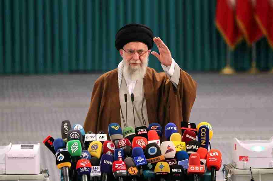 PROCURILI NEVJEROVATNI DETALJI: Ovako je likvidiran ajatolah Ali Hamenei…