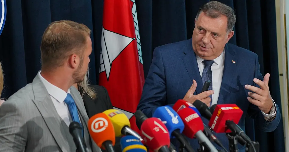 Velika svađa Stanivukovića i Dodika: “Bježi iz grada u kojem je sve upropastio”